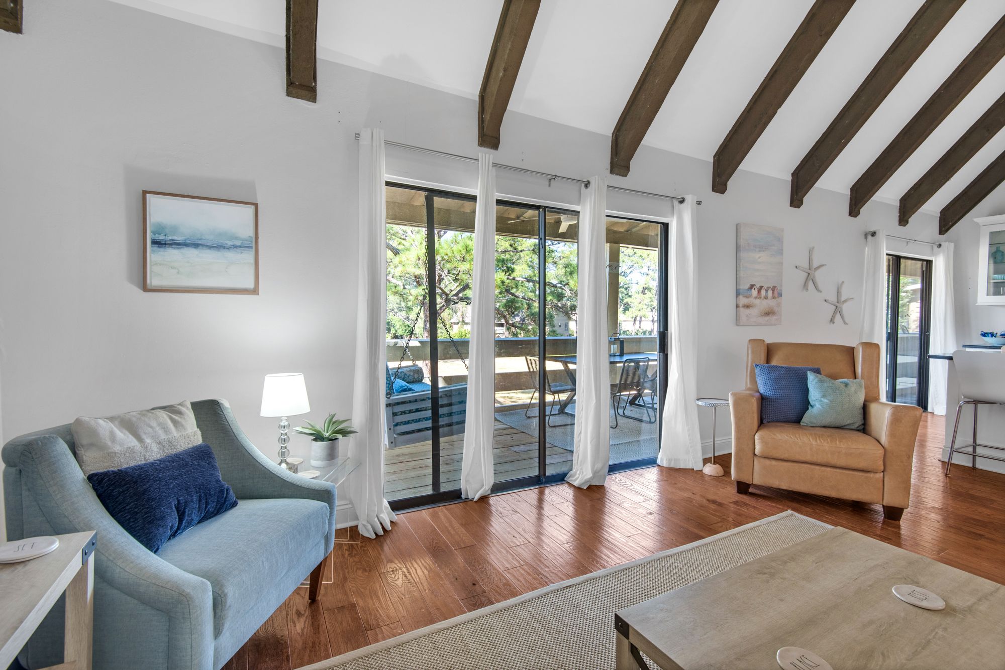 Seascape 21C Living area