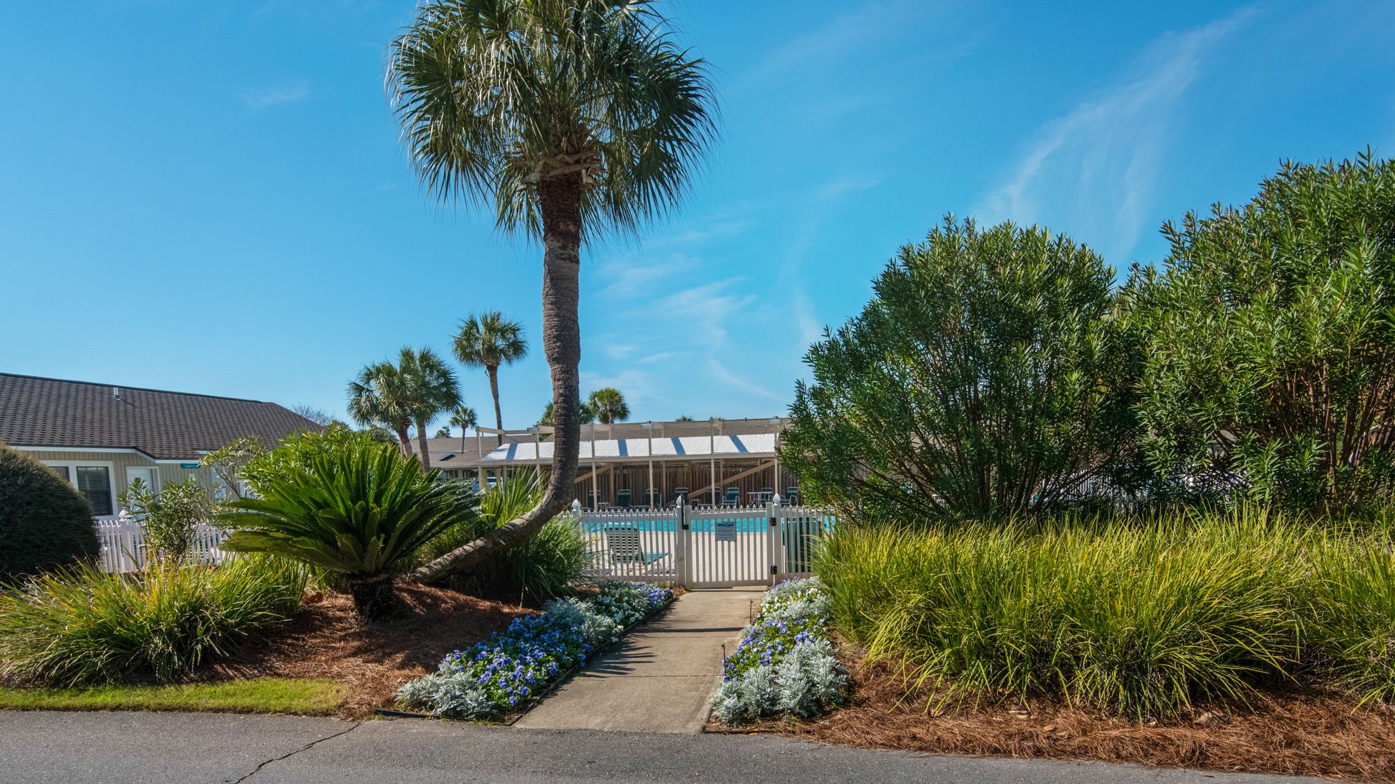 Seascape Resort Grounds & Amenities