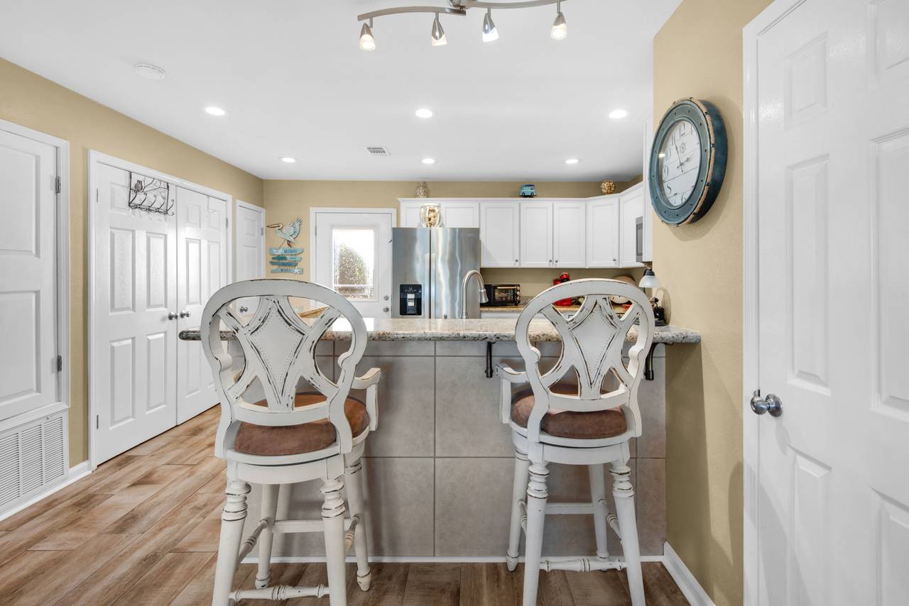 Woodland Shores 37 Breakfast Bar Woodland Shores 37 Breakfast Bar