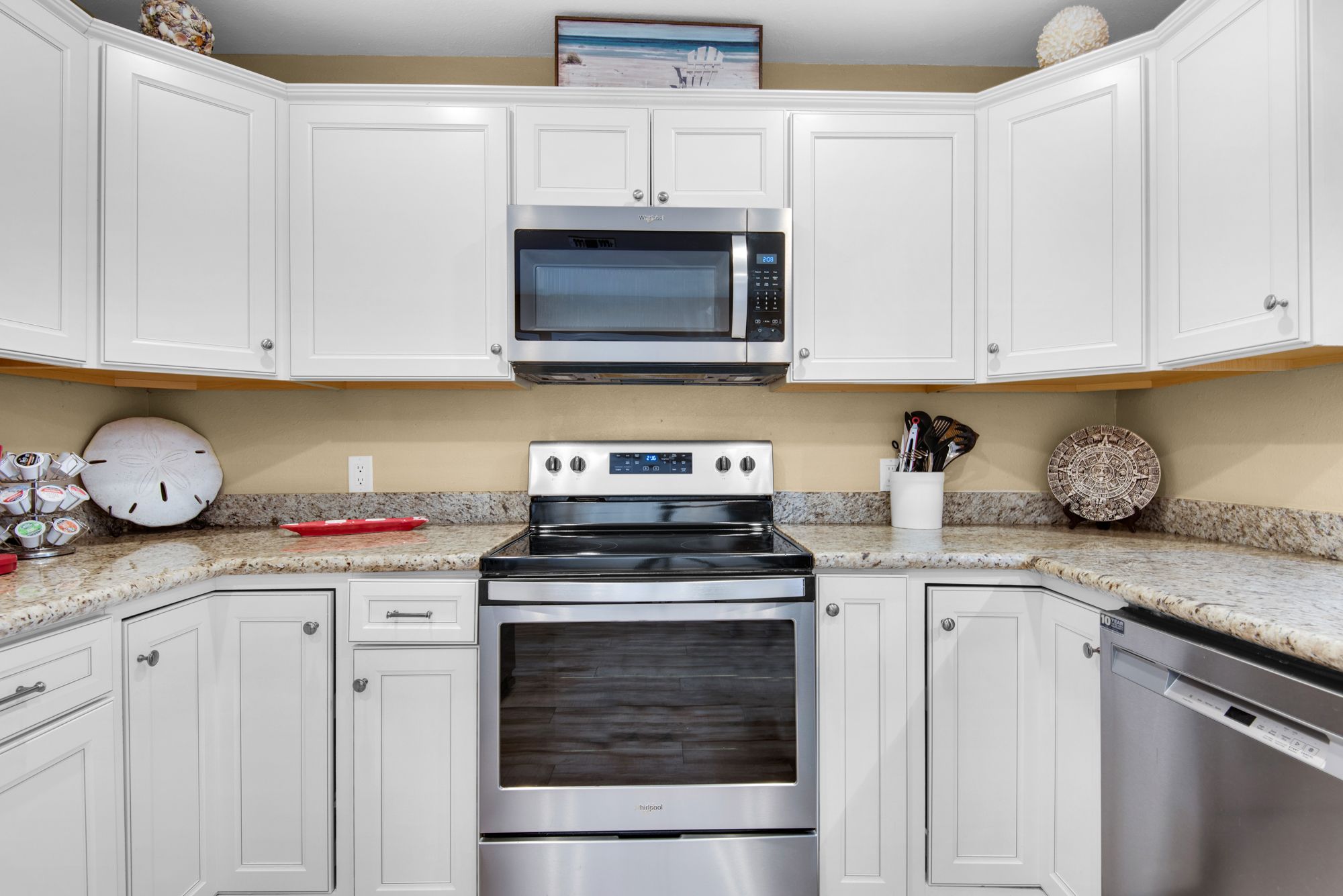 Woodland Shores 37 Kitchen area