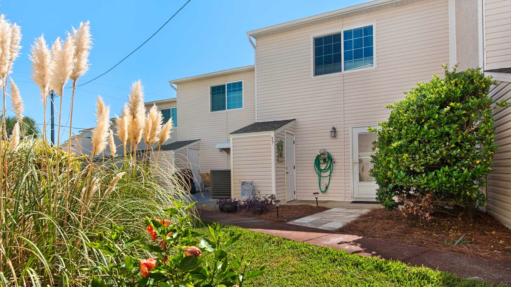 Woodland Shores 37 Rear area