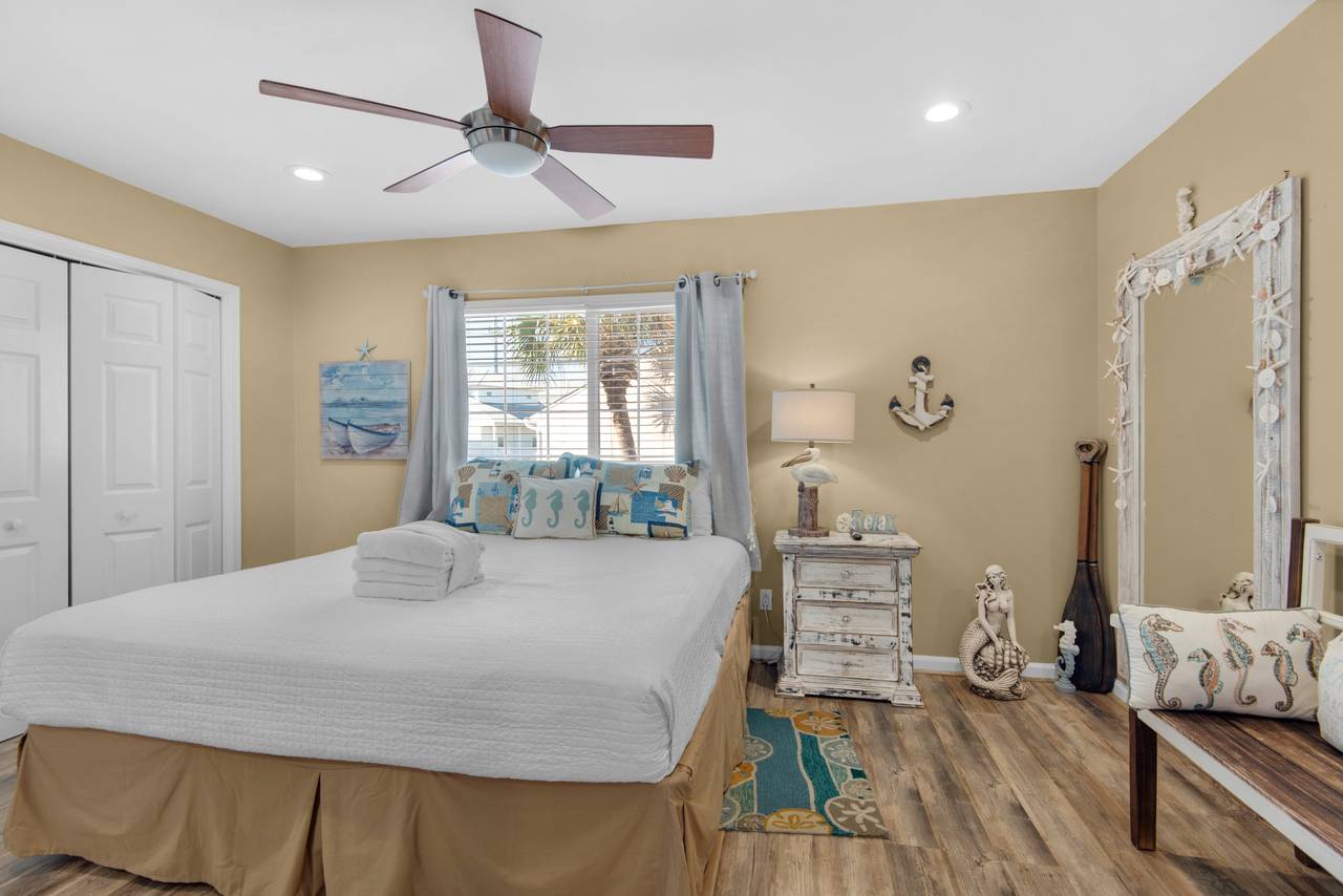 Woodland Shores 37 Guest Bedroom Woodland Shores 37 Guest Bedroom