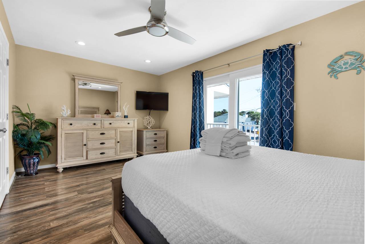 Woodland Shores 37 Master's Bedroom Woodland Shores 37 Master's Bedroom