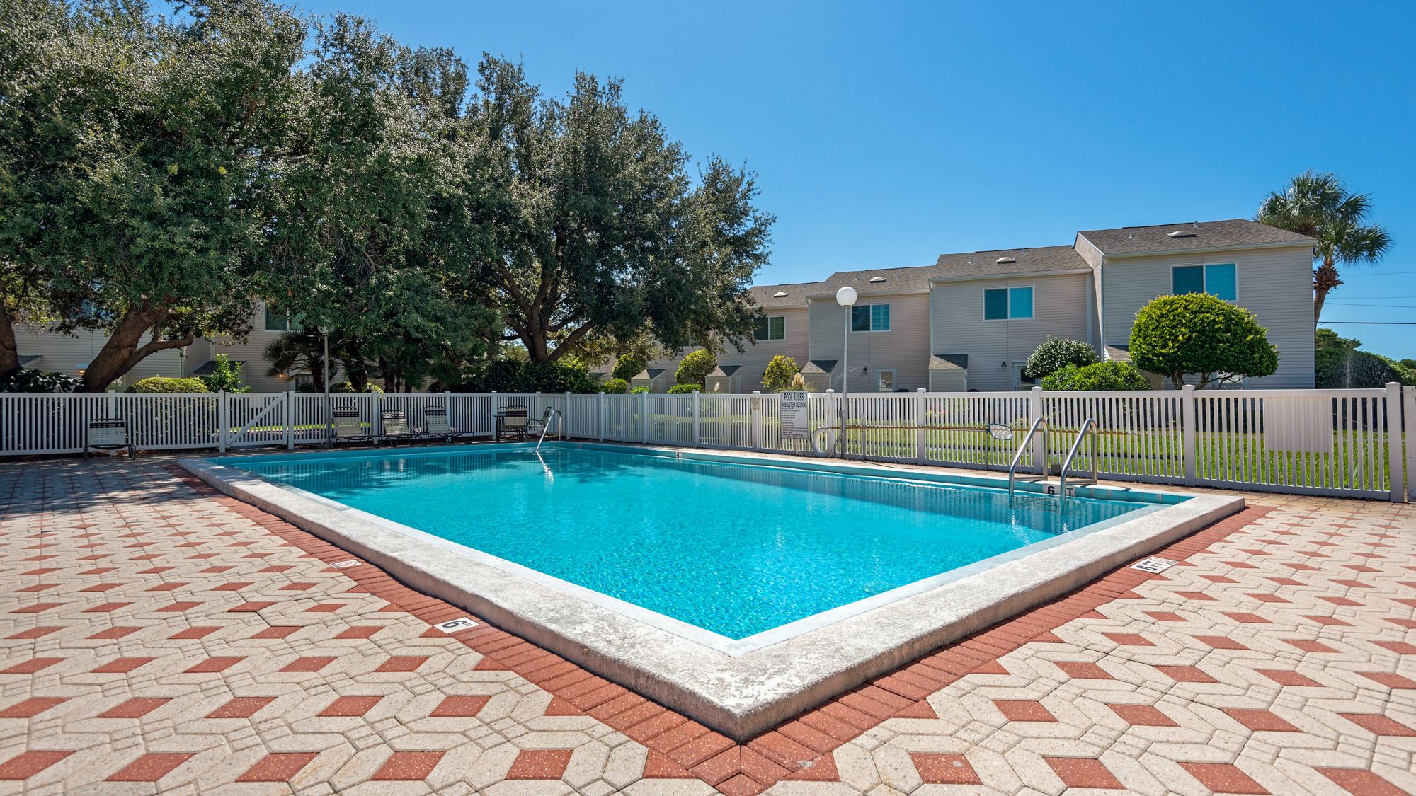 Woodland Shores Pool 1