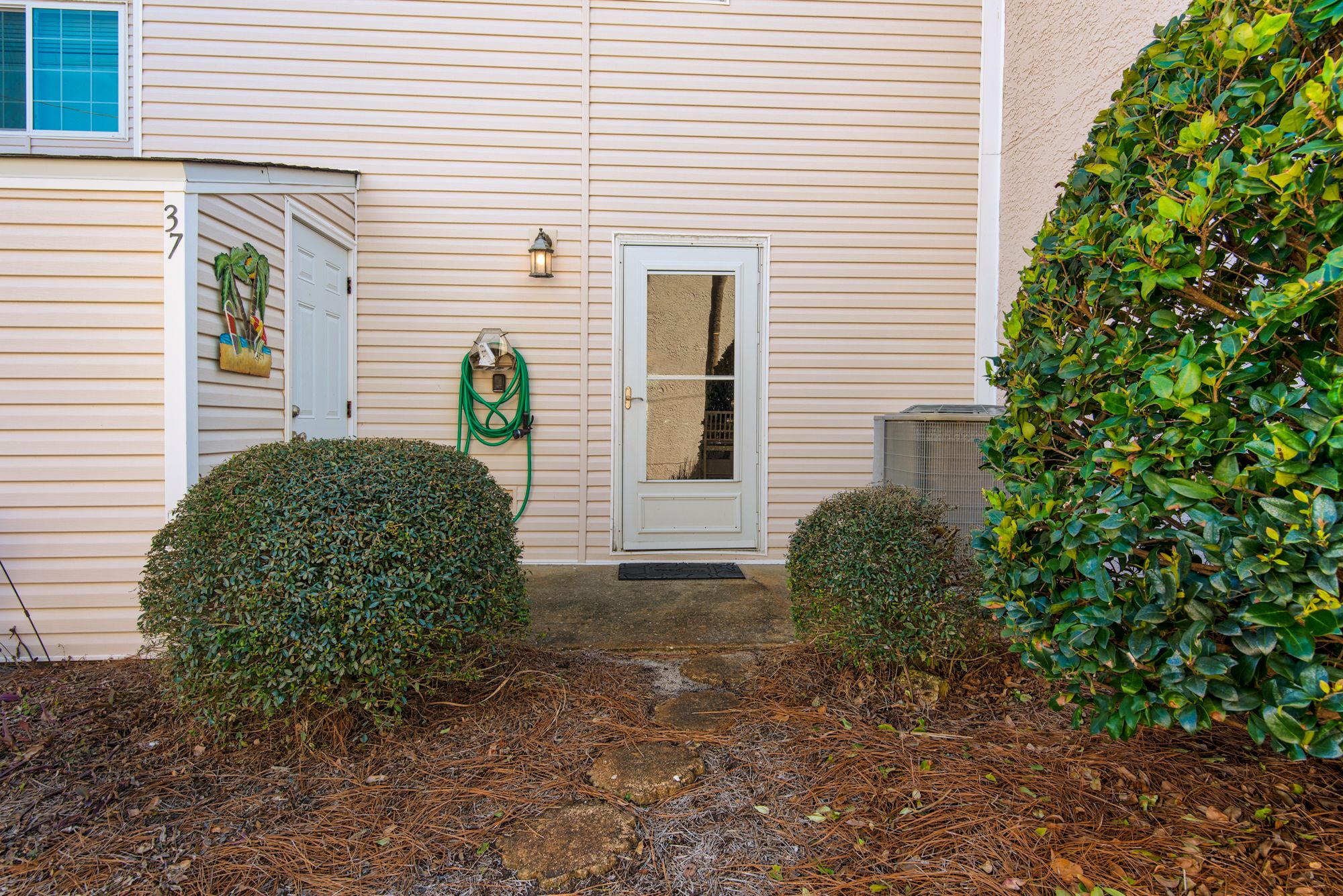 Woodland Shores 37 Rear area