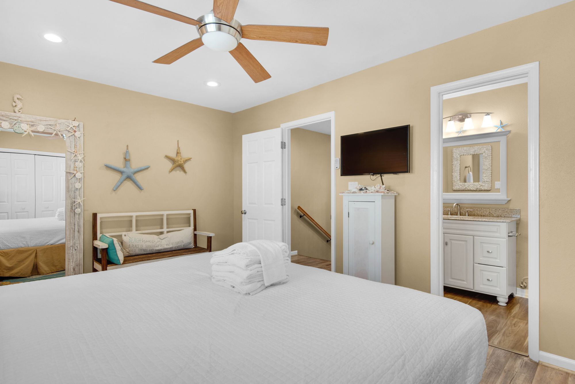 Woodland Shores 37 Guest Bedroom 