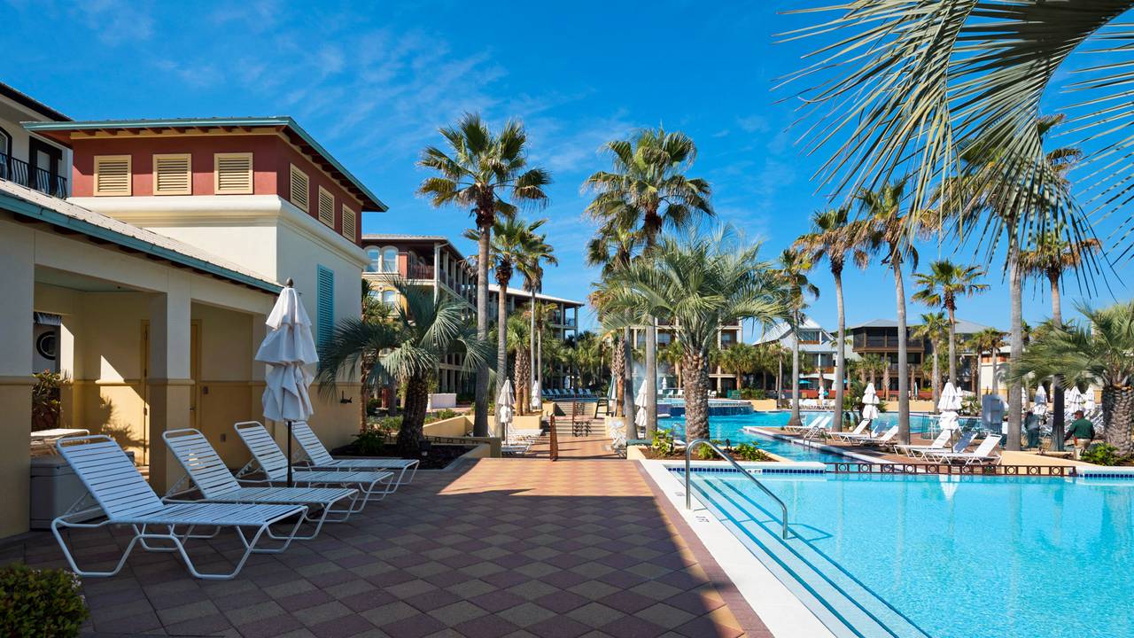 Seacrest Beach Grounds & Amenities Seacrest Beach Grounds & Amenities