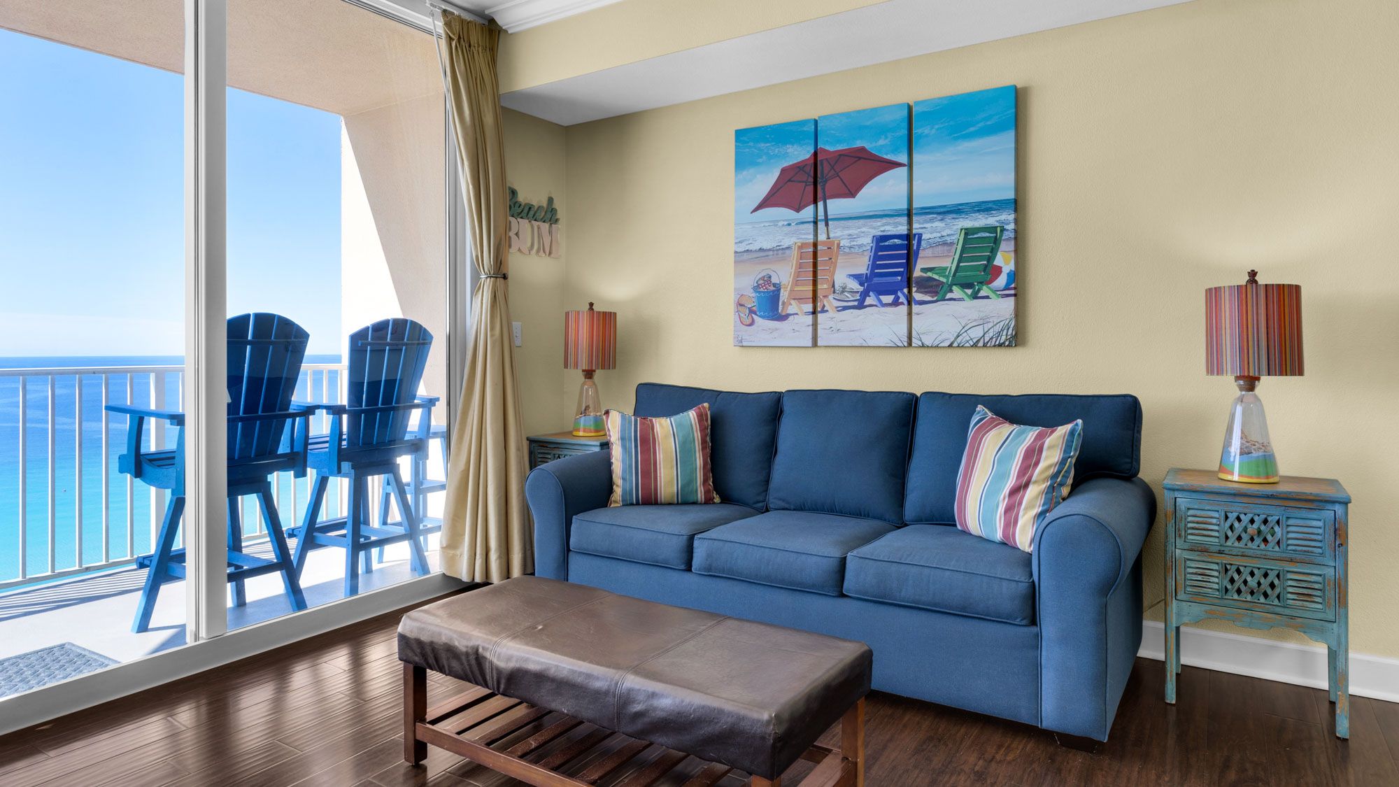 Tidewater 1316 Living area