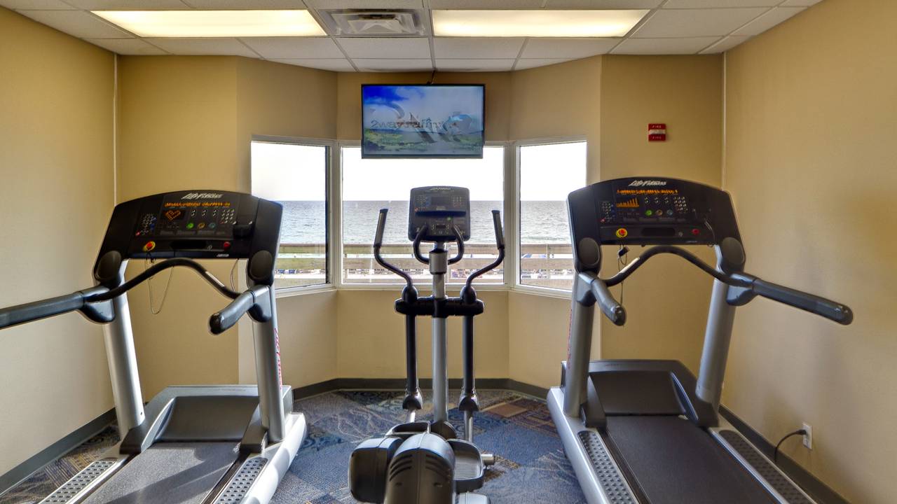 Tidewater Grounds & Amenities Tidewater Grounds & Amenities