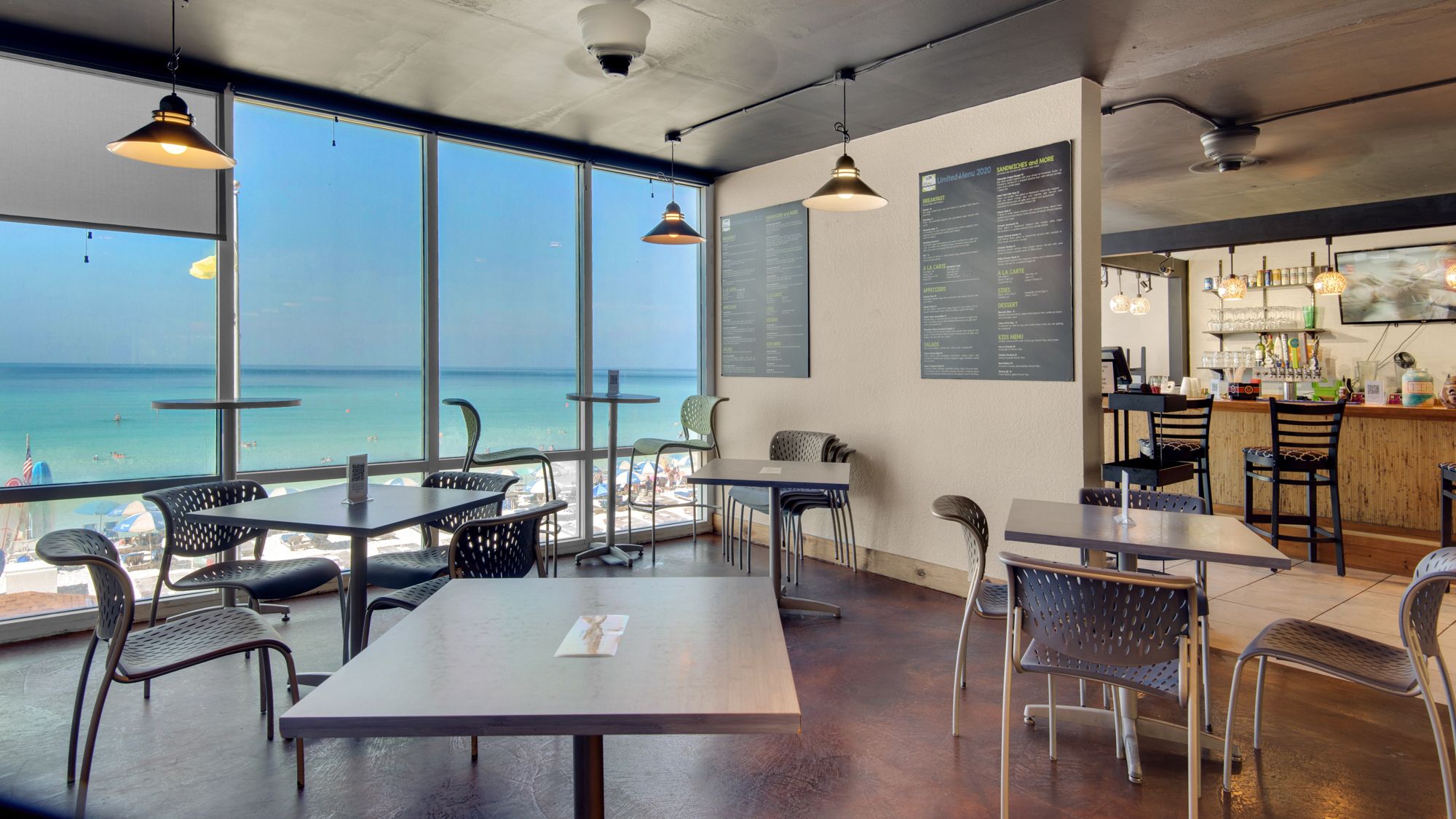 Tidewater Grounds & Amenities