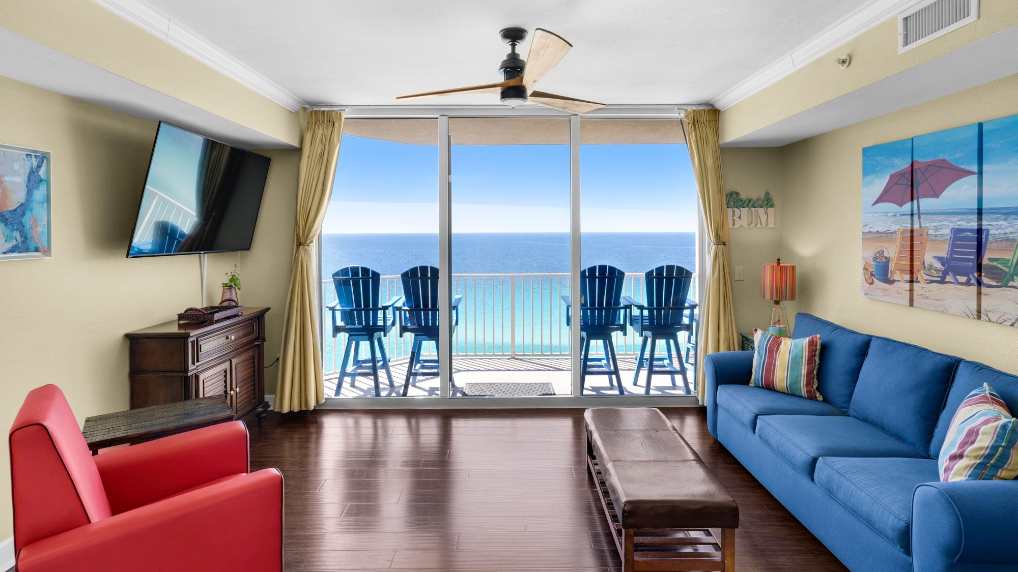 Tidewater 1316 Living area