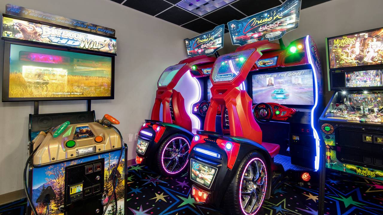 Tidewater Grounds & Amenities Tidewater Grounds & Amenities