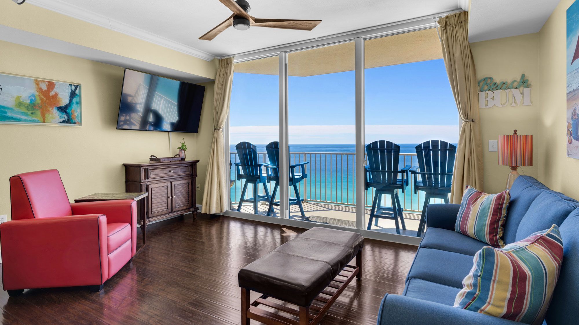 Tidewater 1316 Living area