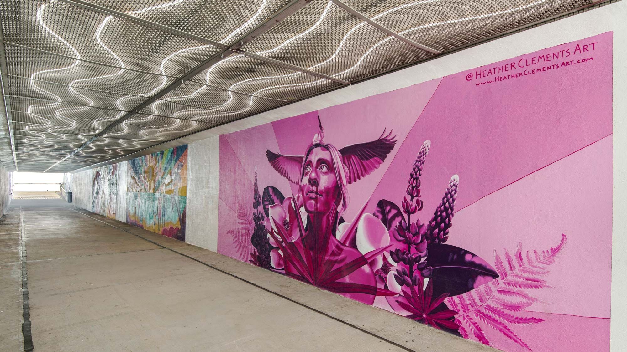 30Avenue Grounds & Amenities