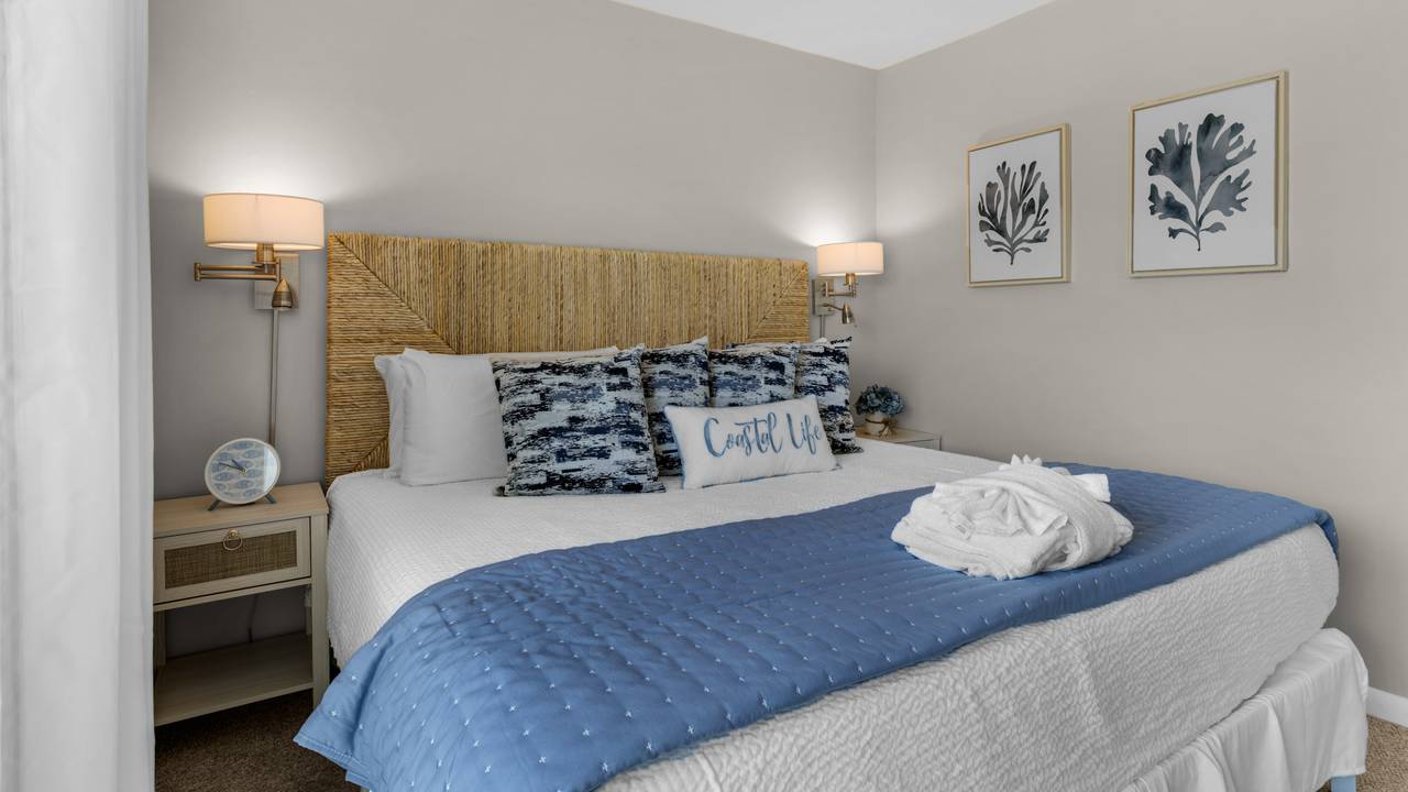 Sol and Sea Sol and Sea