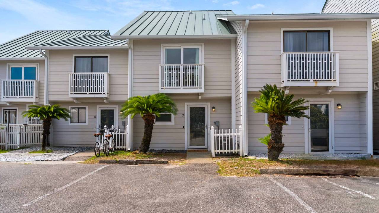 Sol and Sea Sol and Sea