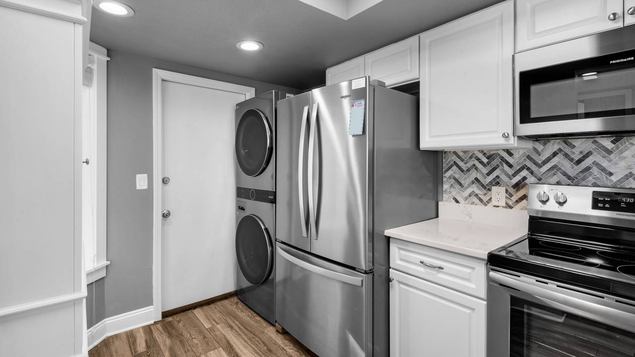 See Ya Later - Kitchen See Ya Later - Kitchen