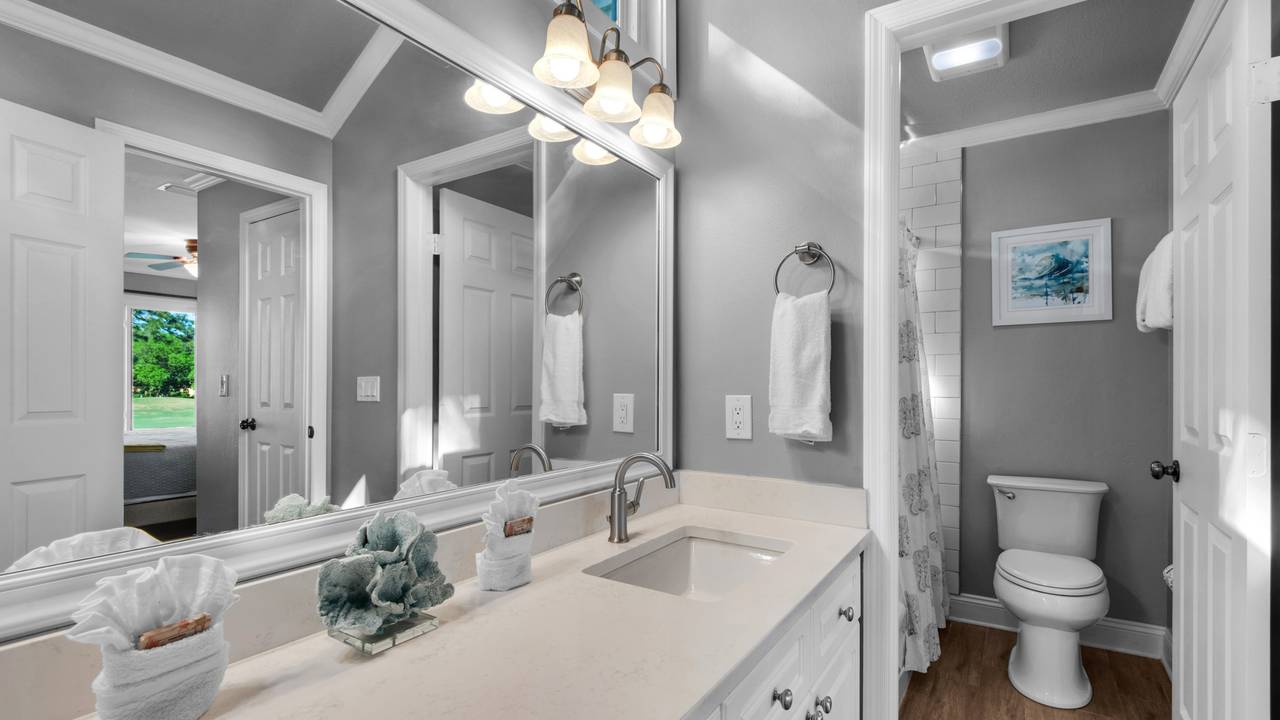 See Ya Later - Bathroom See Ya Later - Bathroom