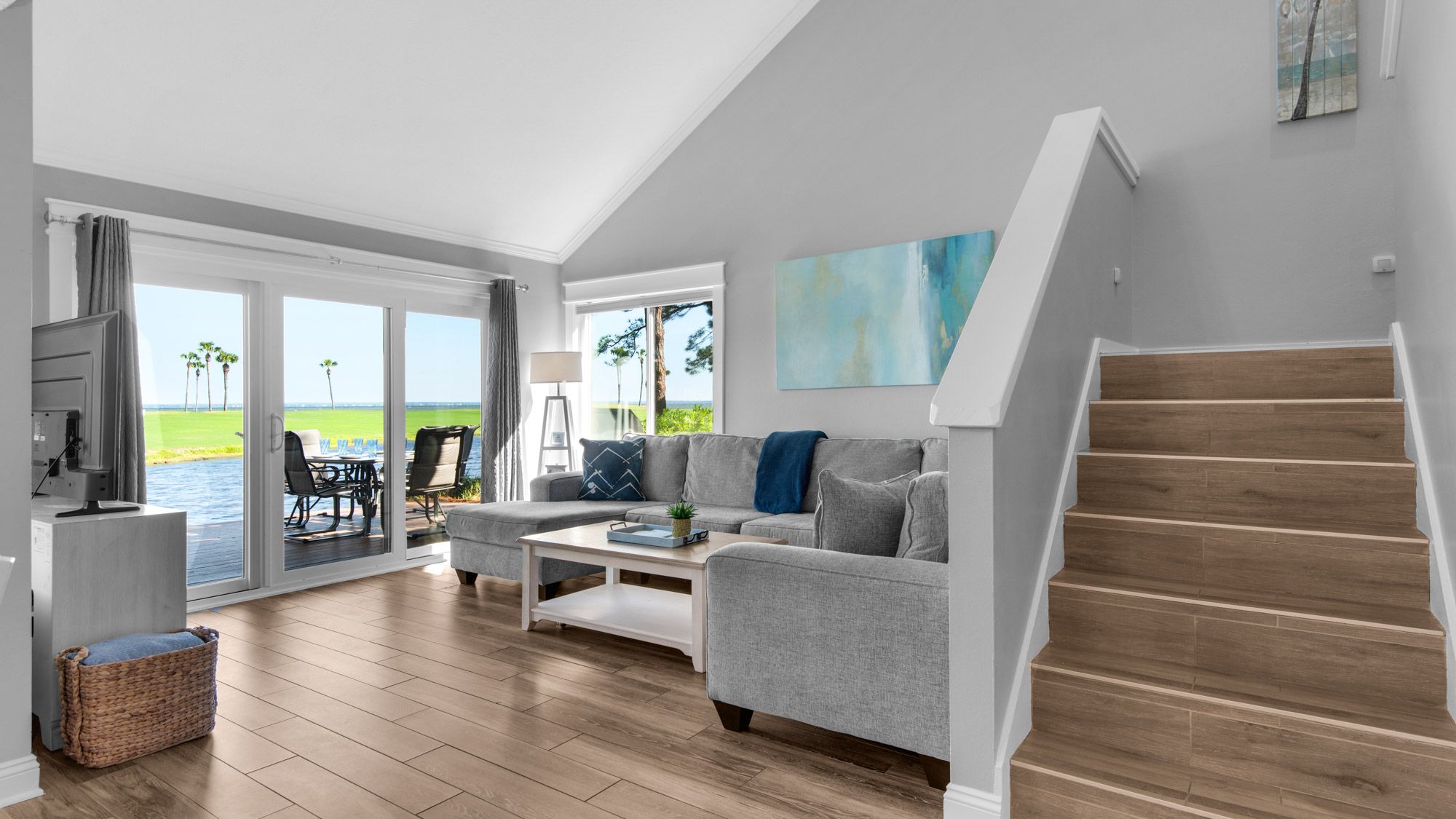 See Ya Later - Living Area