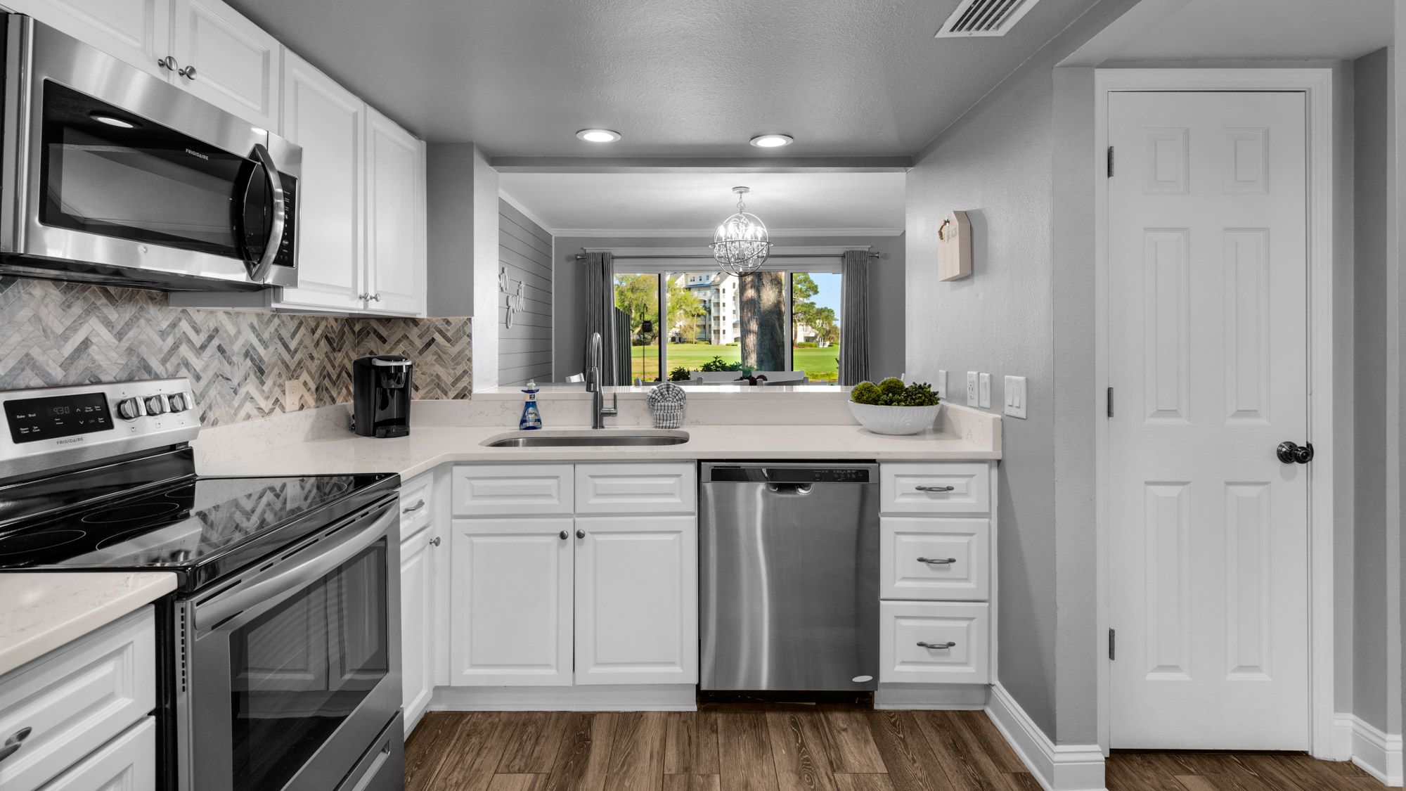 See Ya Later - Kitchen 