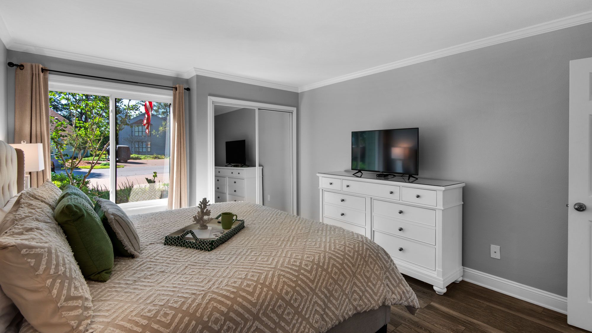 See Ya Later - Bedroom 1