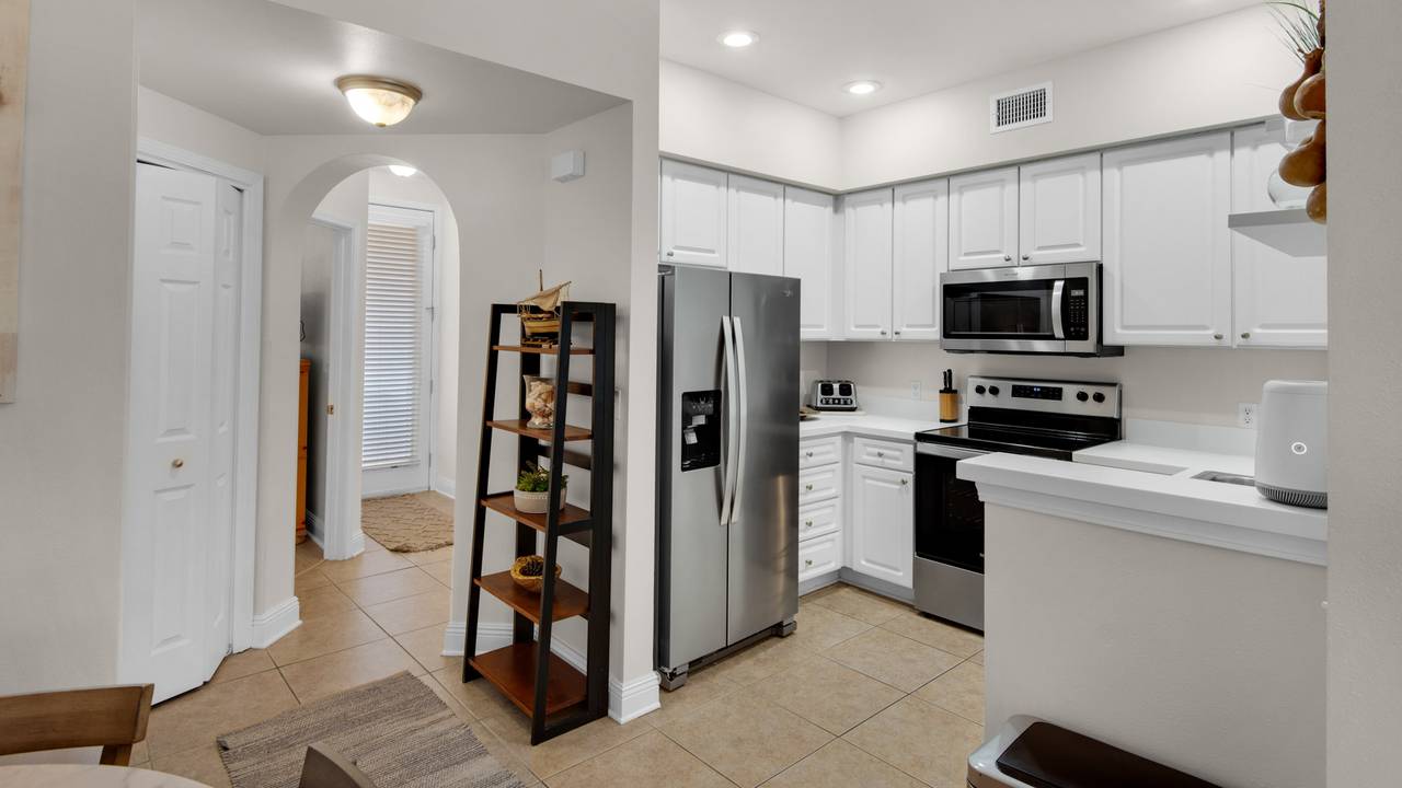 Village Blue Mountain 626 - Kitchen Village Blue Mountain 626 - Kitchen