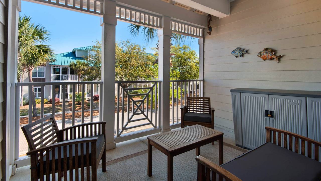 Village Blue Mountain 626 - Porch Village Blue Mountain 626 - Porch