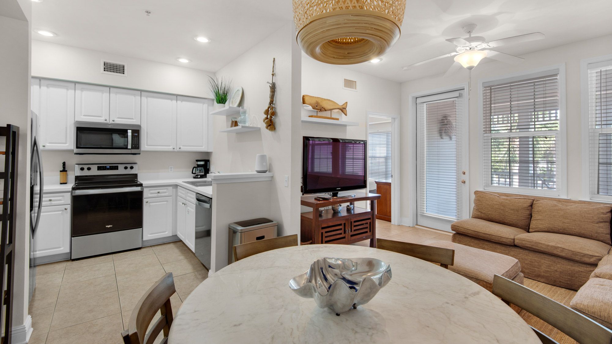 Village Blue Mountain 626 - Dining into Kitchen & Living area