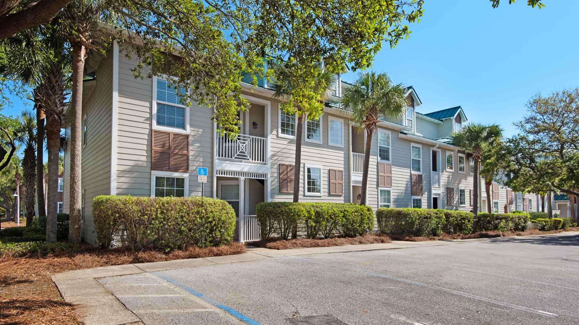 Village Blue Mountain 626 - Exterior