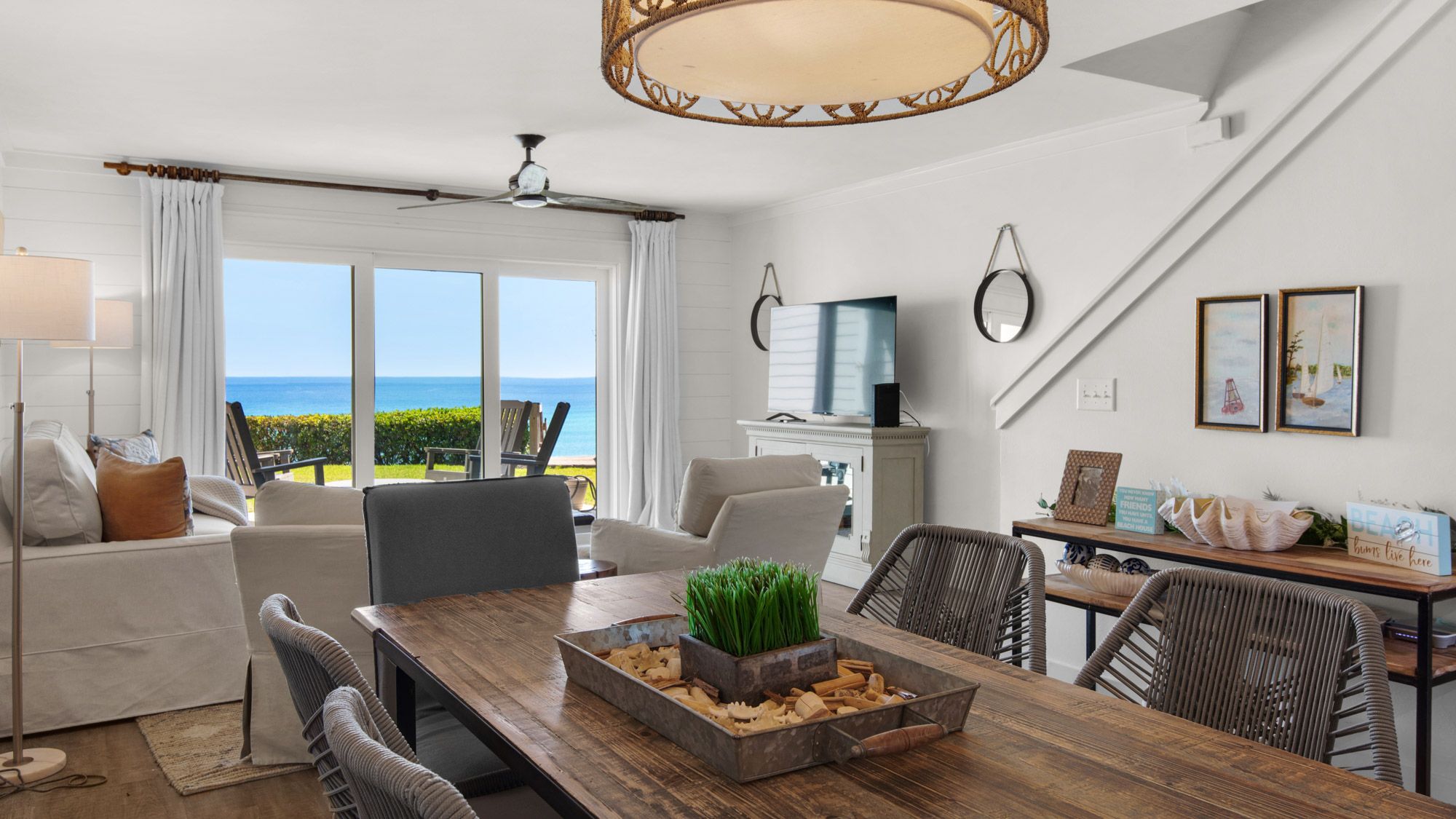 Seashadows Townhomes 4 - Dining into living area w/ Gulf views