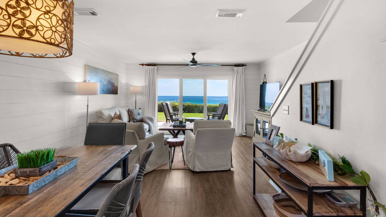 Seashadows Townhomes 4 - Open Living Space w/ Gulf Views Seashadows Townhomes 4 - Open Living Space w/ Gulf Views