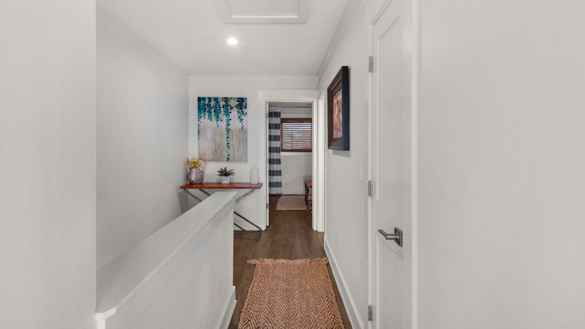 Seashadows Townhomes 4 - Upstairs, Hallway