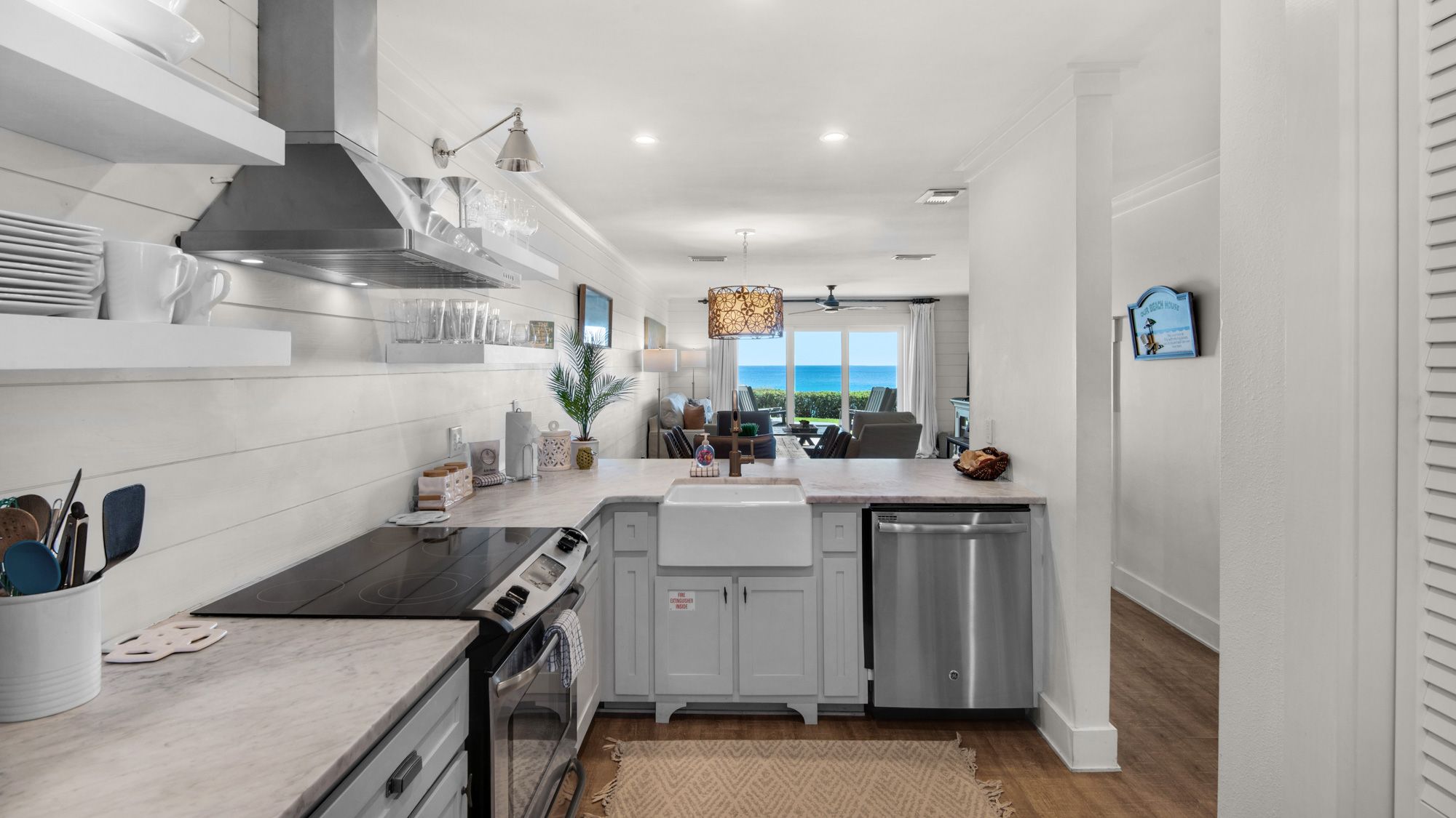 Seashadows Townhomes 4 - Kitchen