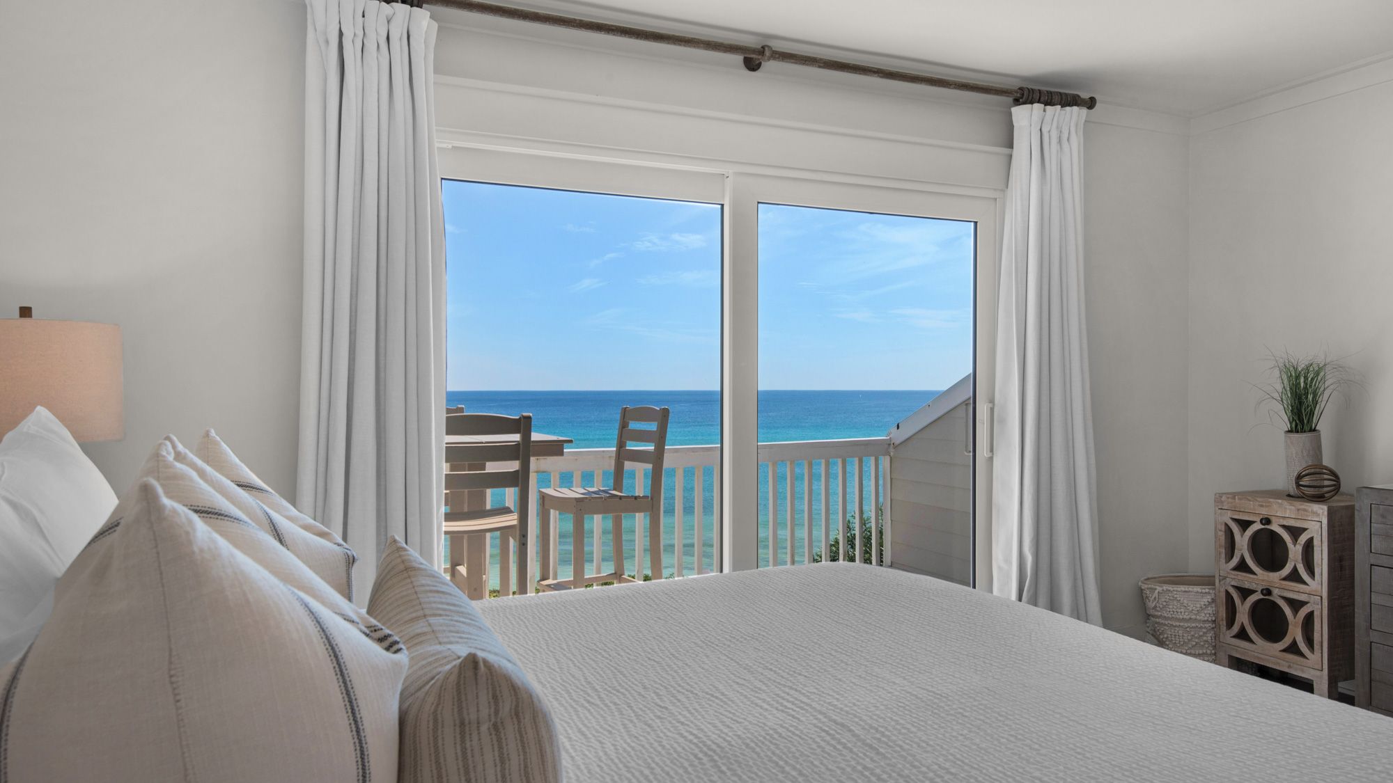 Seashadows Townhomes 4 - Master Bedroom w/ King bed and direct b