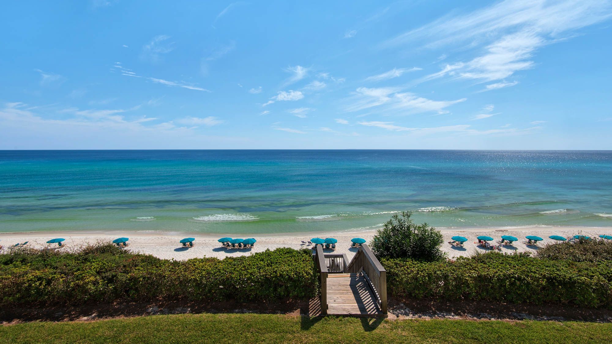 Seashadows Townhomes 4 - Walkway to beach