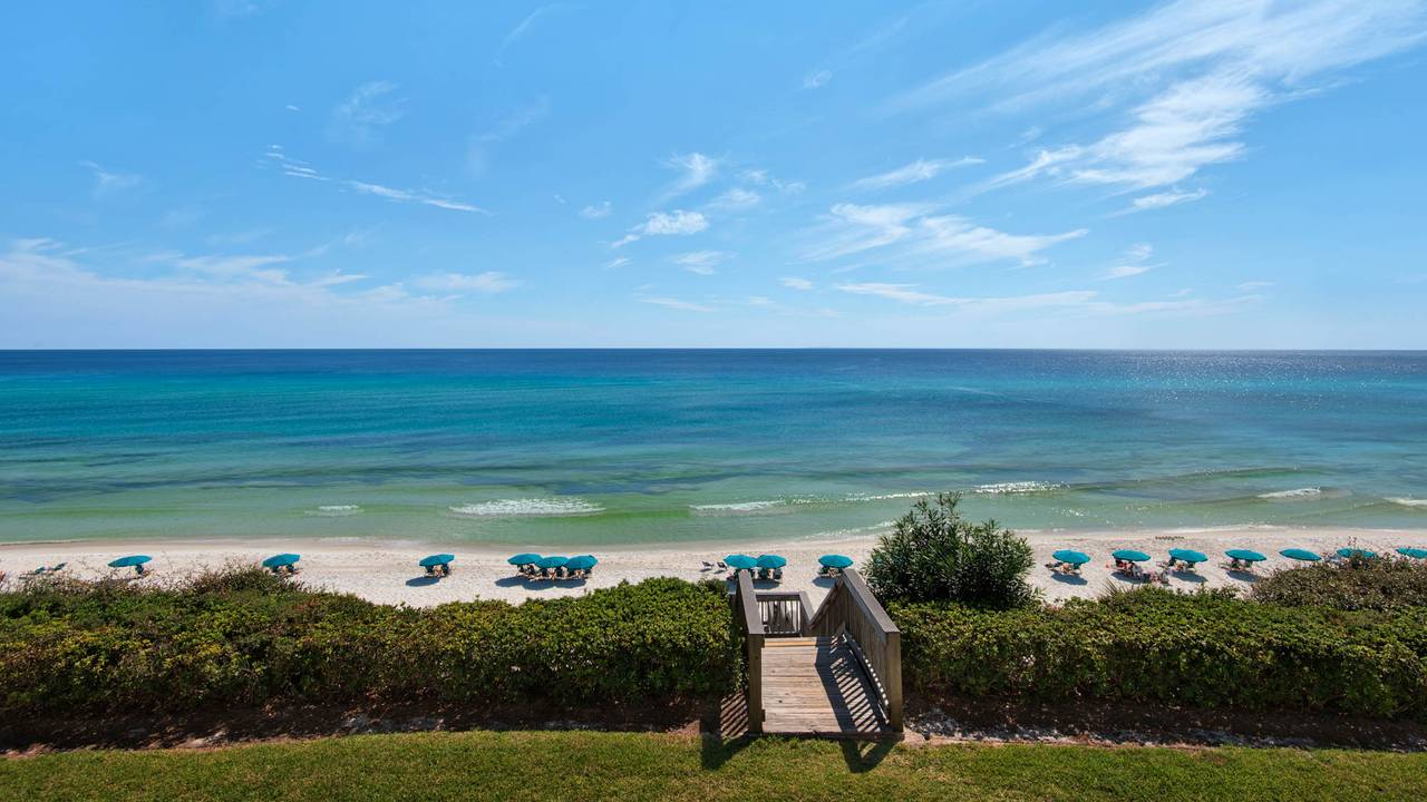 Seashadows Townhomes 4 - Walkway to beach Seashadows Townhomes 4 - Walkway to beach