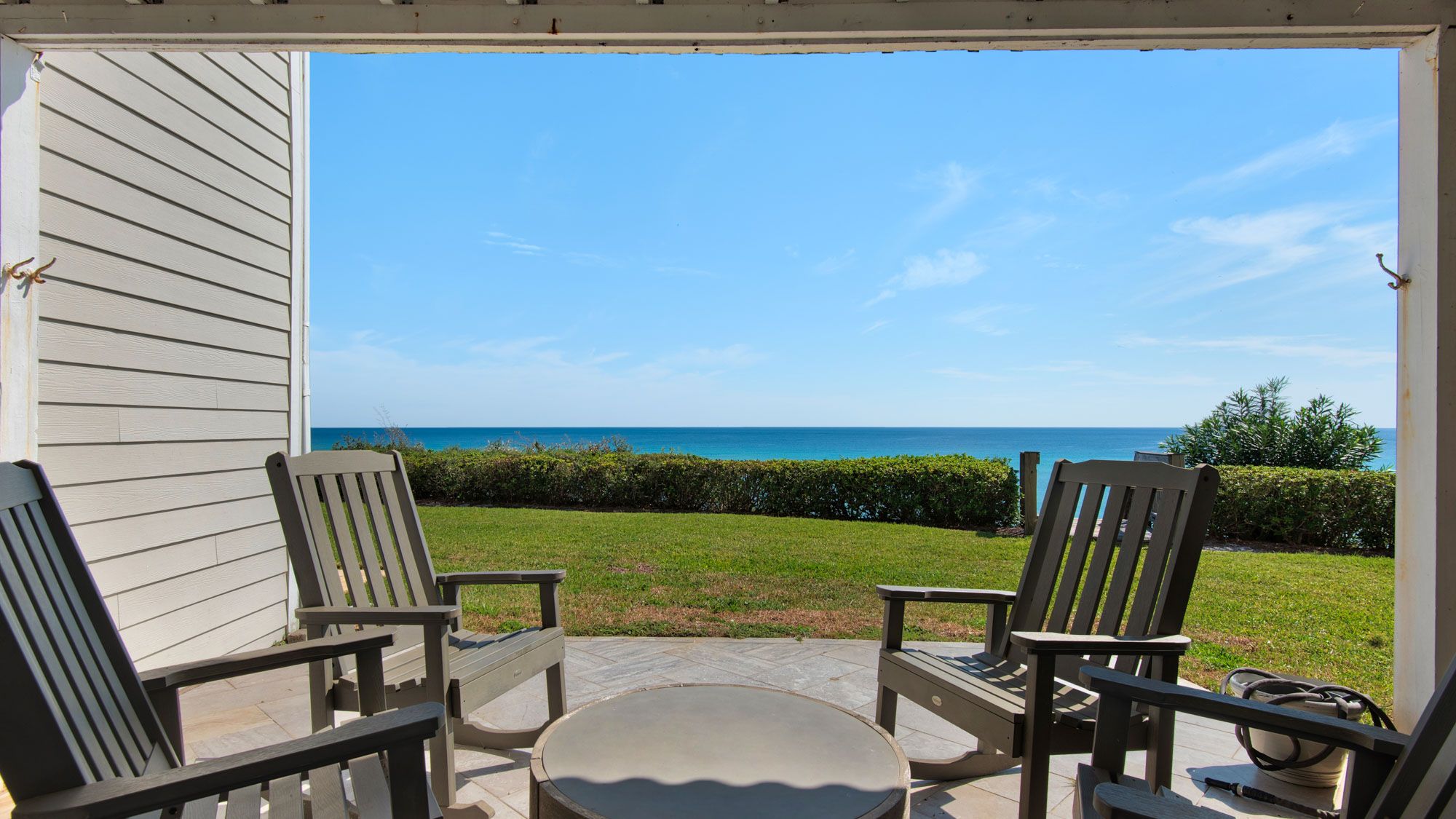 Seashadows Townhomes 4 - Patio 