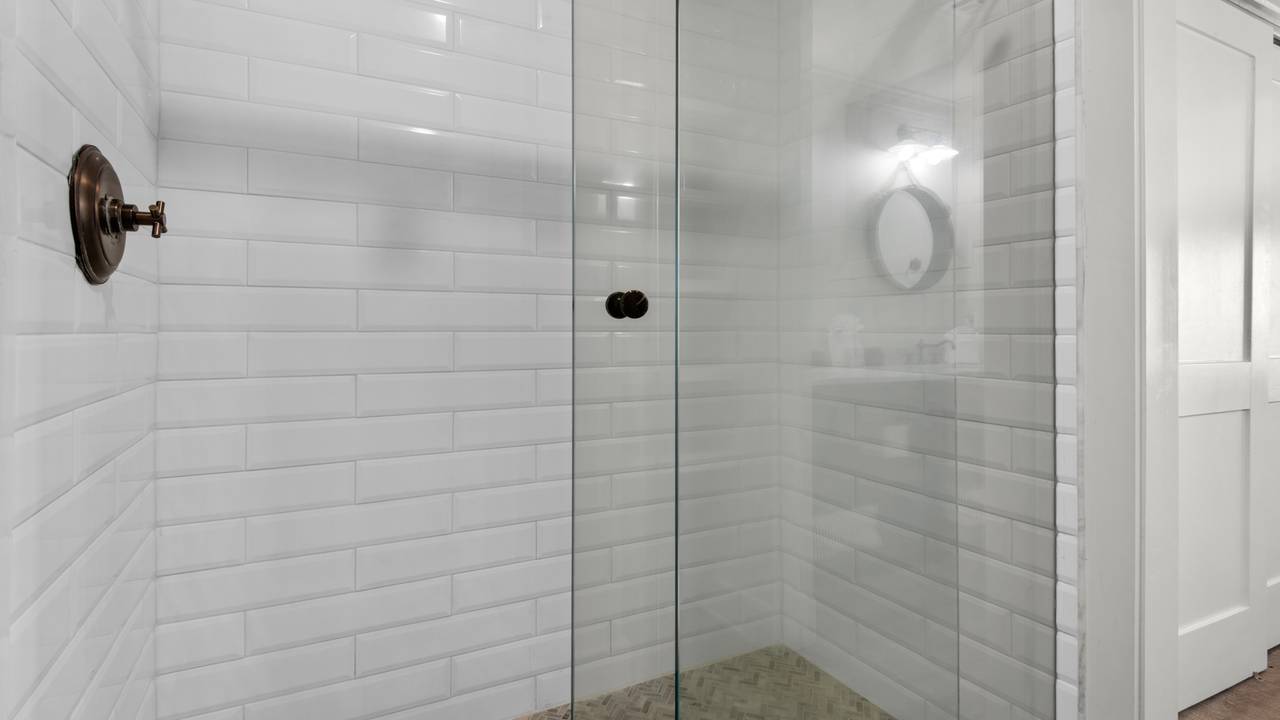 Seashadows Townhomes 4 - Master Bathroom Seashadows Townhomes 4 - Master Bathroom