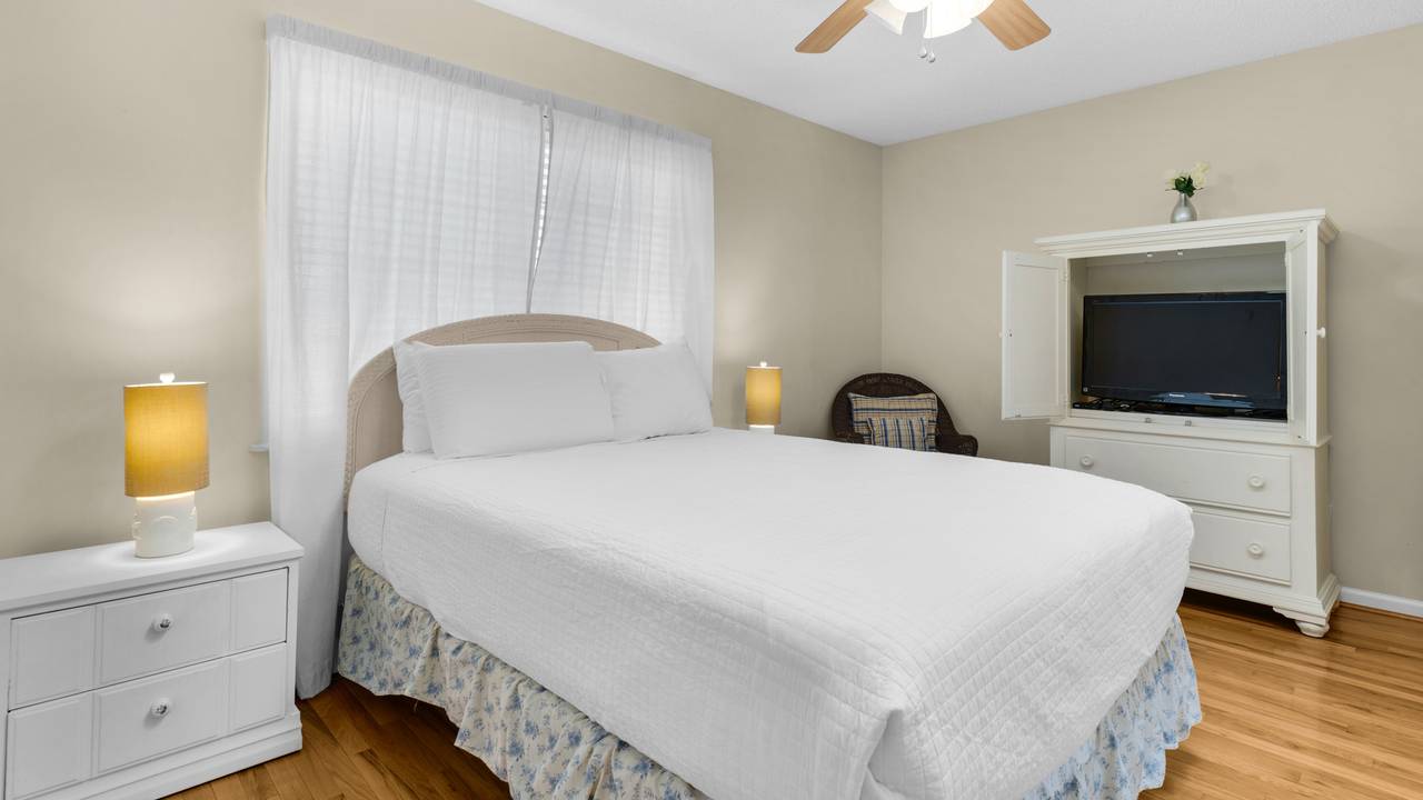 Woodland Shores 11 - Bedroom 2 Woodland Shores 11 - Bedroom 2
