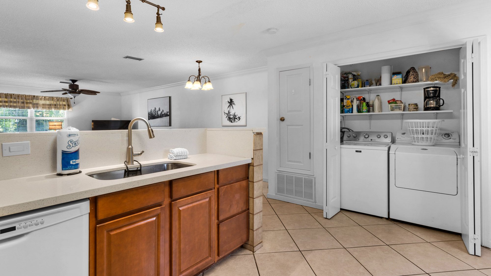 Woodland Shores 11 -  Kitchen 