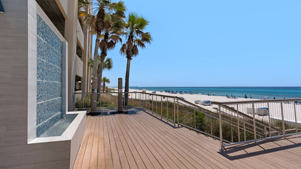 Palazzo Condominium Grounds & Amenities Palazzo Condominium Grounds & Amenities