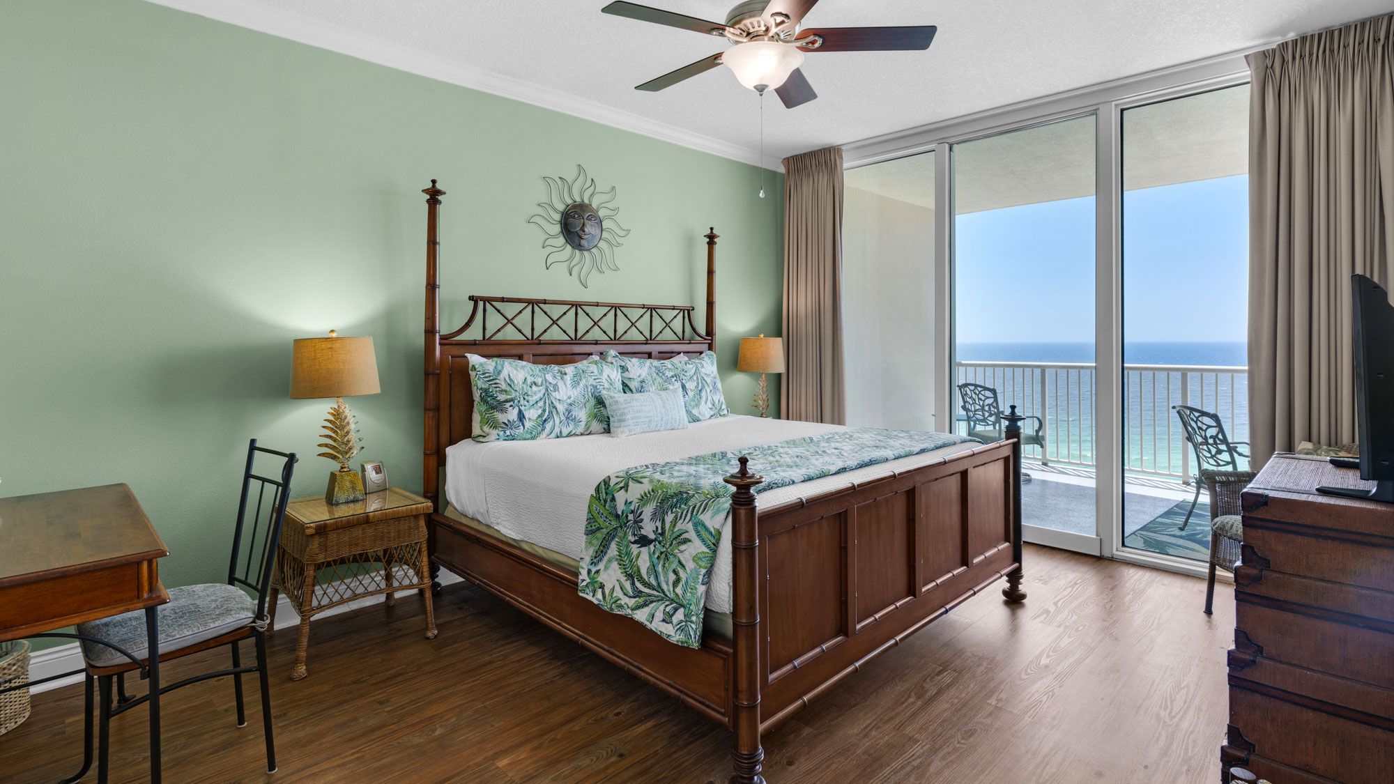 Palazzo 806 Master Bedroom with direct balcony access 