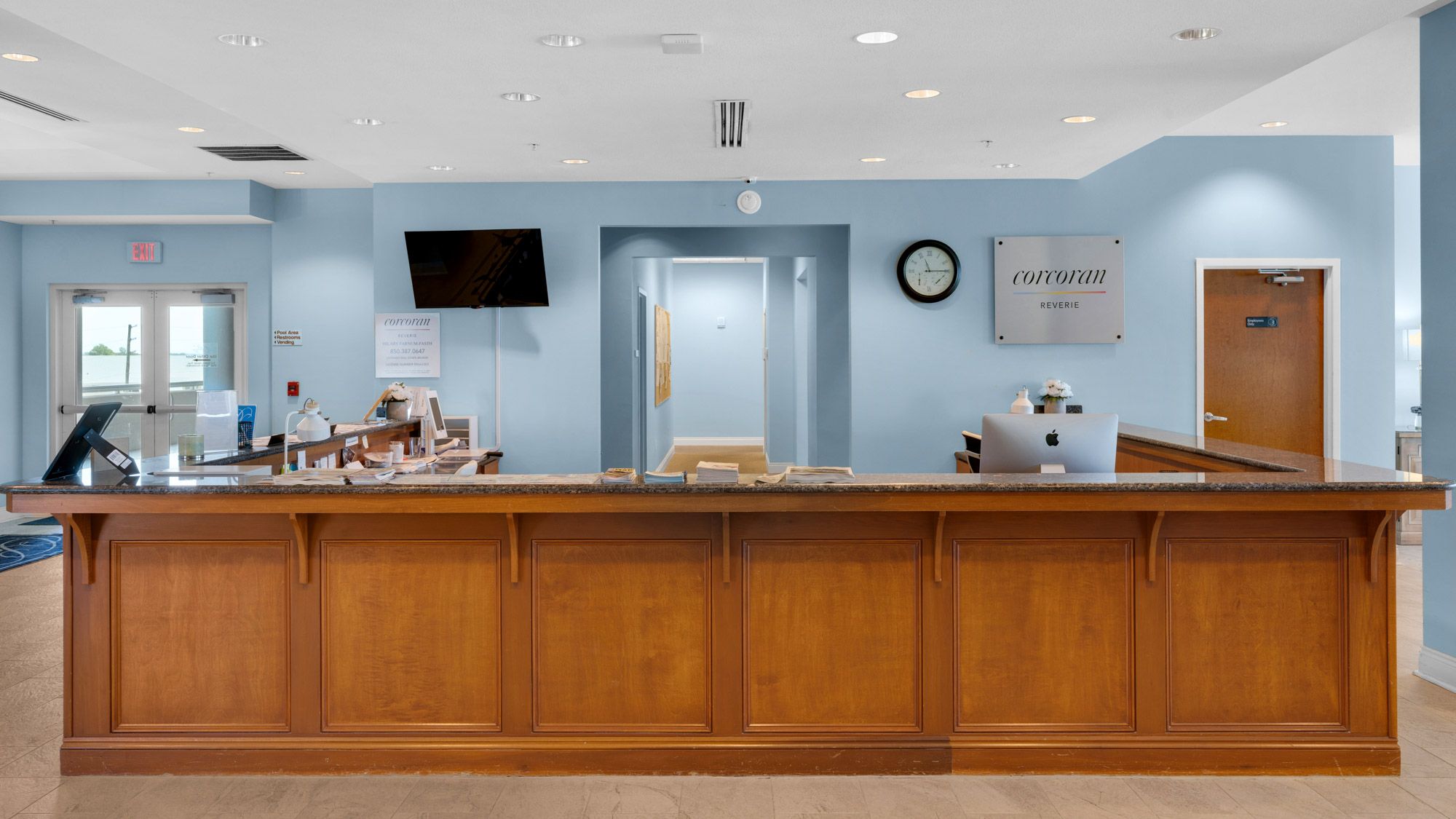 Palazzo Condominium Grounds & Amenities