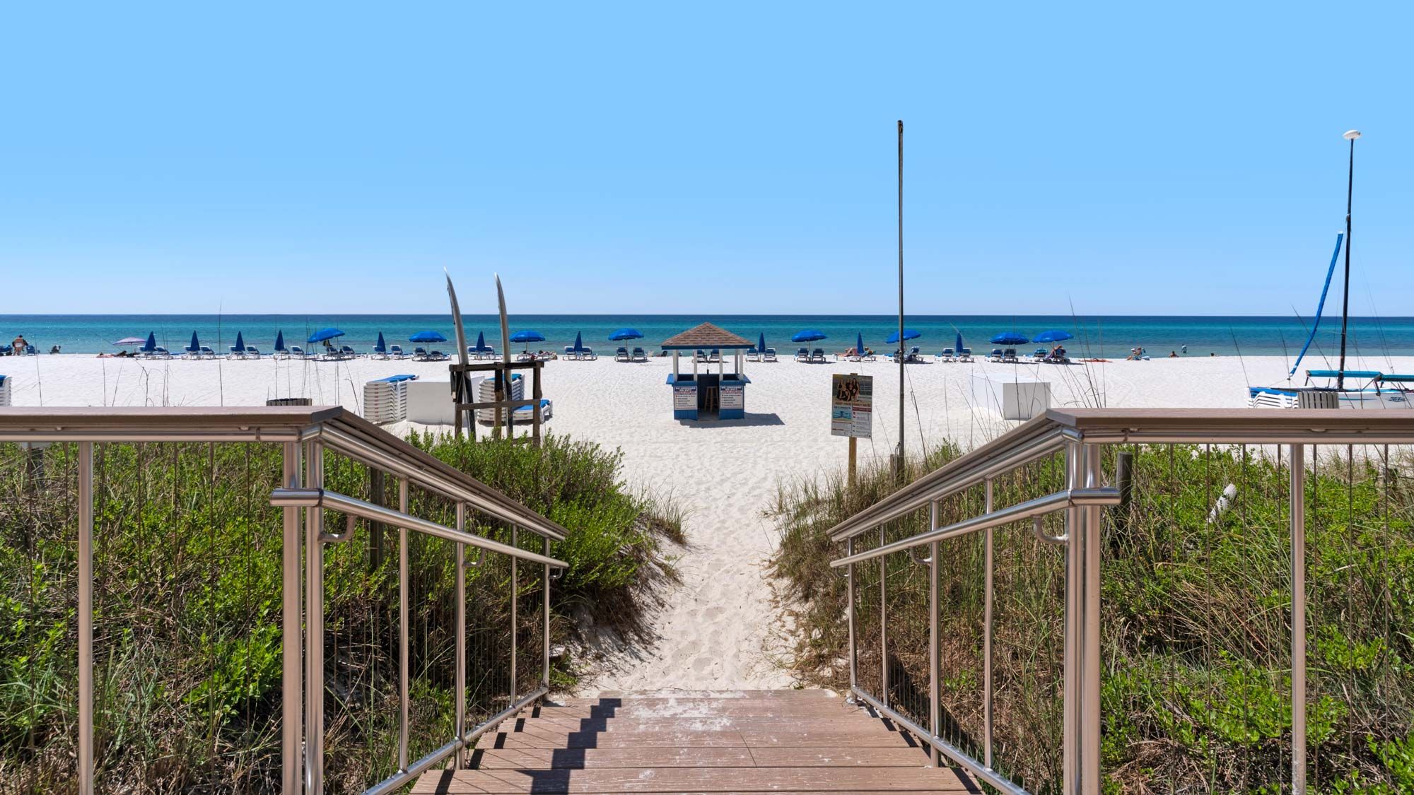 Palazzo Condominium Grounds & Amenities