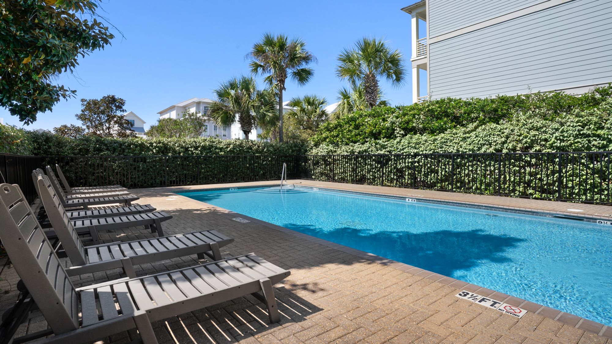 Dunes Estates Grounds & Amenities