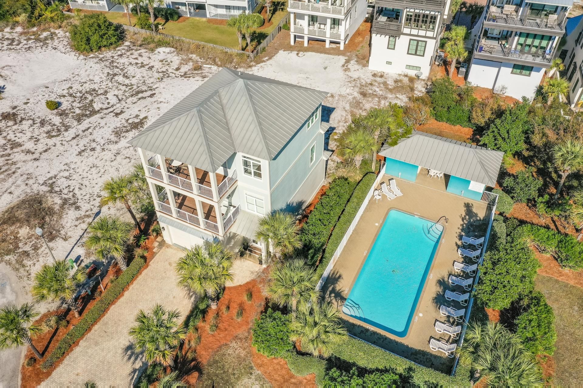 The Bee's Knees Drone Shot