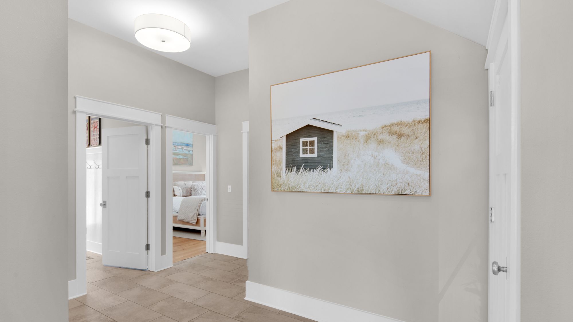 The Bee's Knees: 1st Floor Hallway