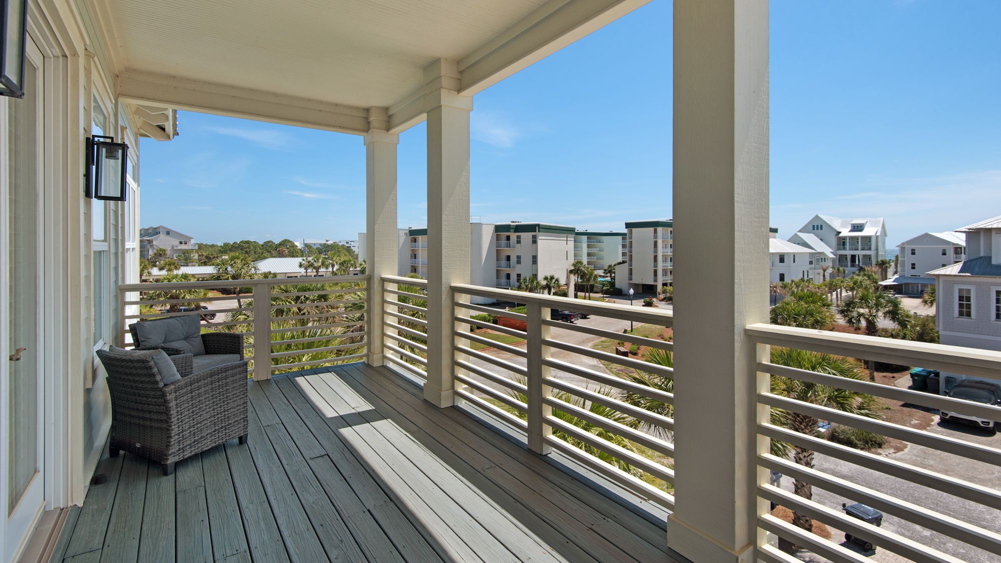 The Bee's Knees: 3rd Floor Private balcony