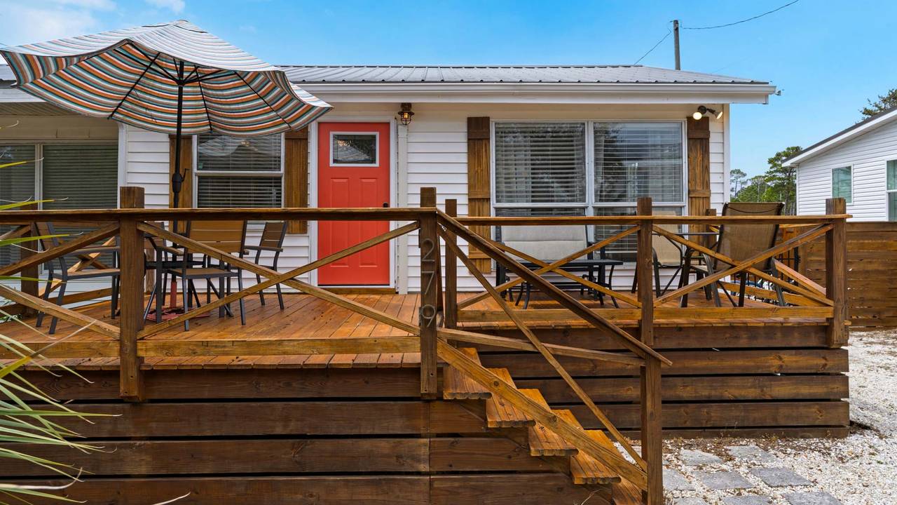 Coastal Charm: Front view Coastal Charm: Front view