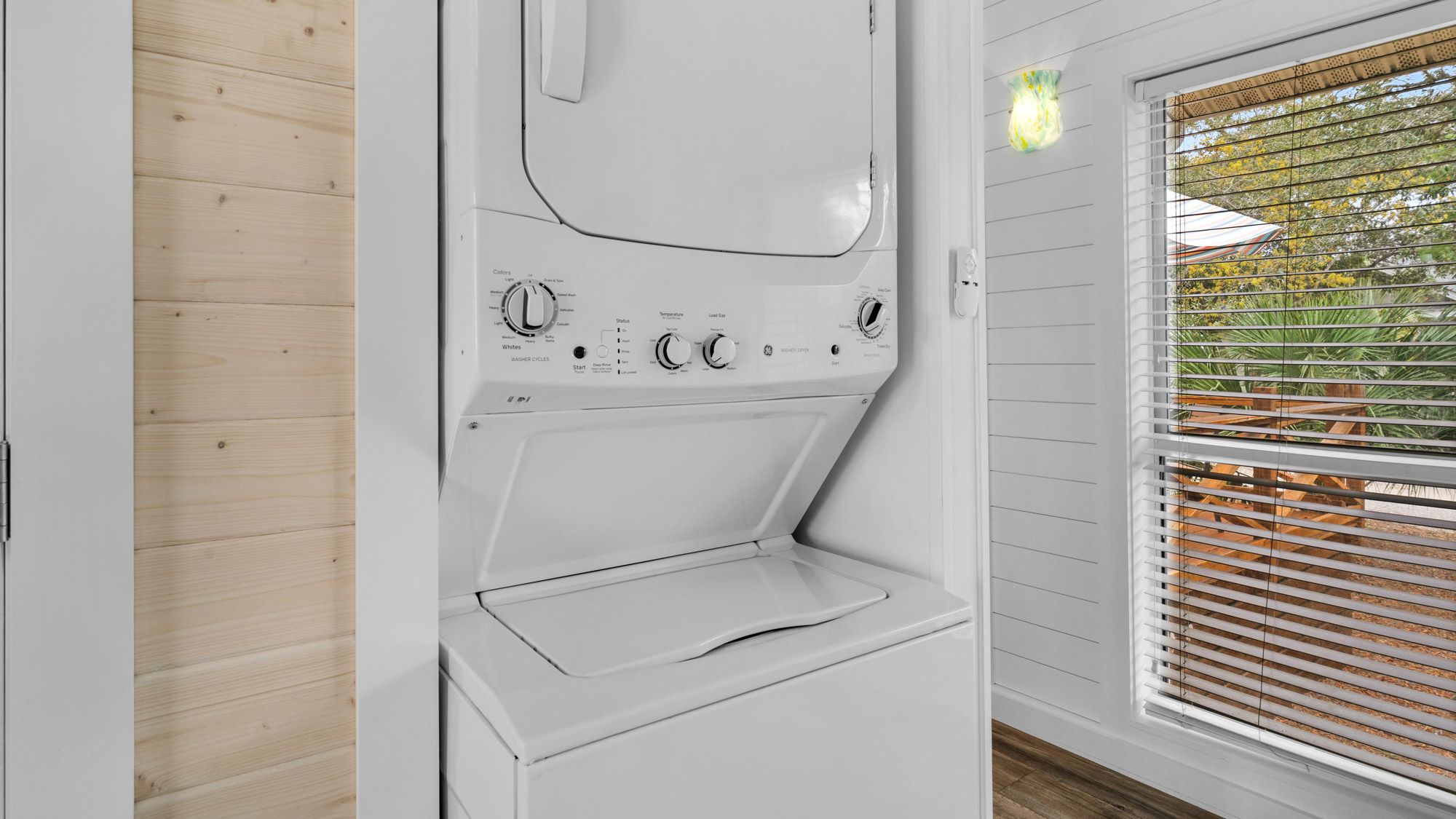 Coastal Charm: Washer & Dryer